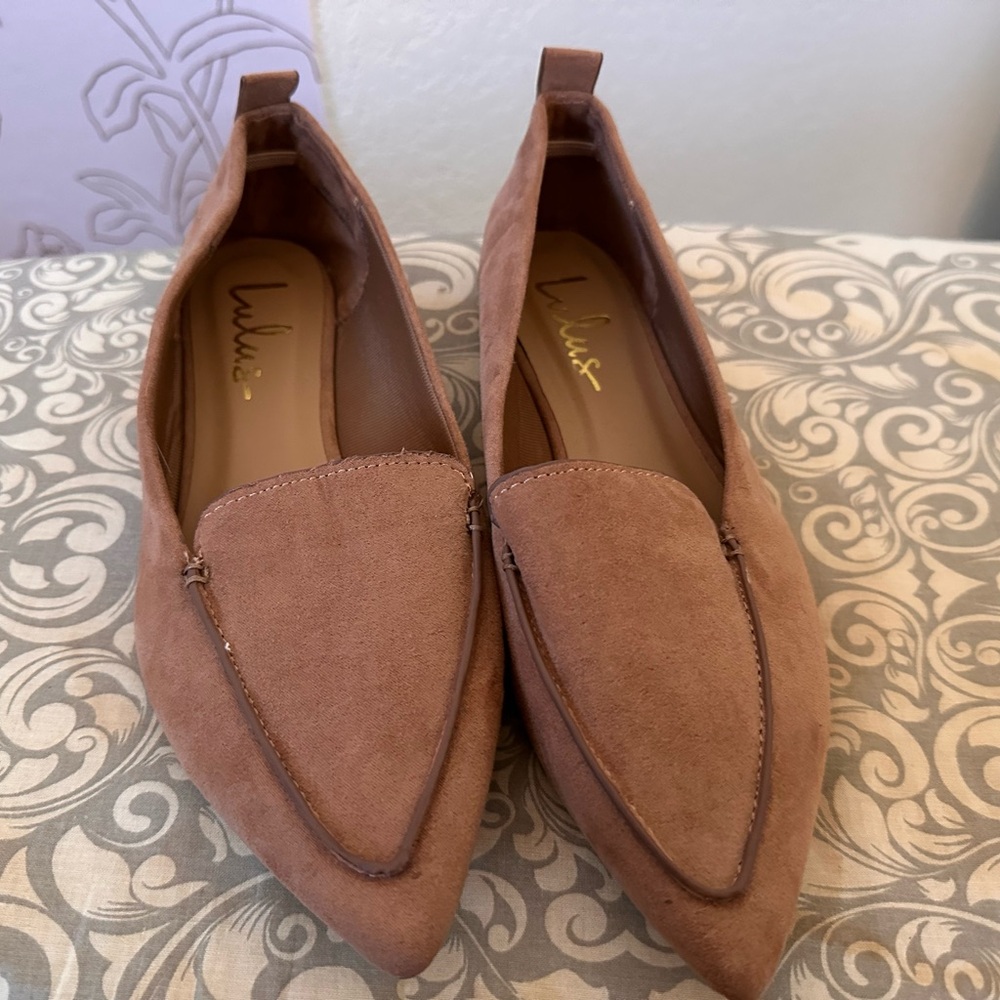Emmy Camel Suede Pointed Loafers sz 7.5
